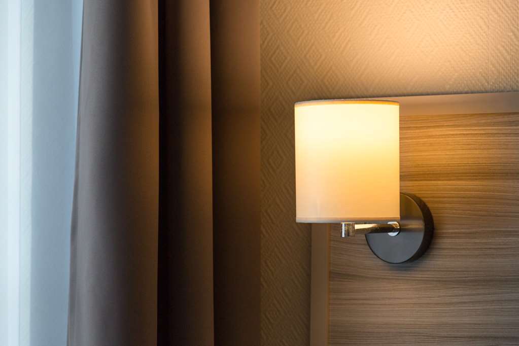 Hotel Henri IV Coutras Pokoj fotografie