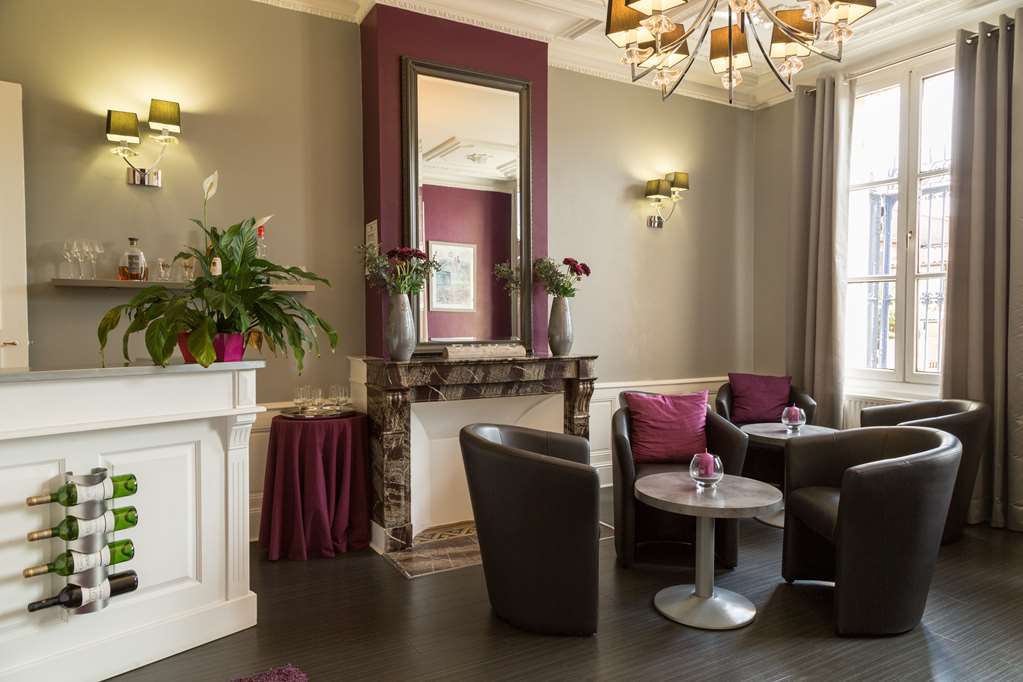 Hotel Henri IV Coutras Restaurace fotografie
