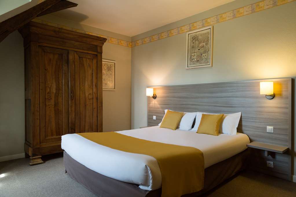 Hotel Henri IV Coutras Pokoj fotografie